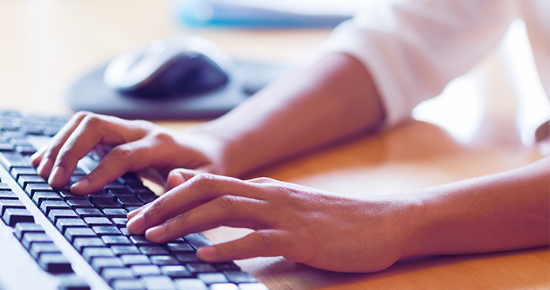 社内PCをスピーディーに調達